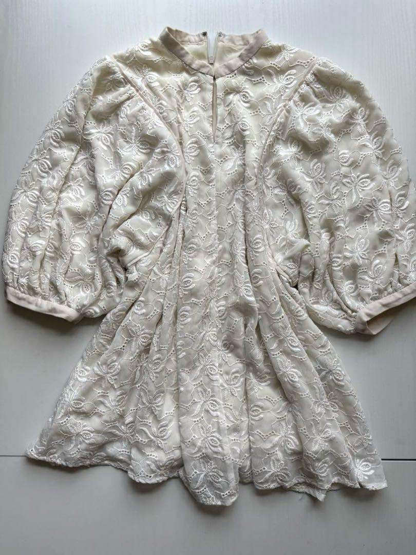 CLANE クラネ FLOWER LACE ARCH LINE BLOUSE