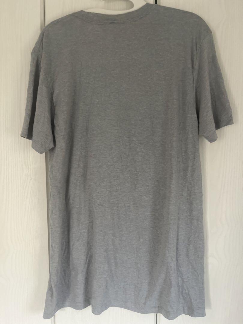 Buc-ee's Sevierville, TN Tシャツ グレー　 タグ付き