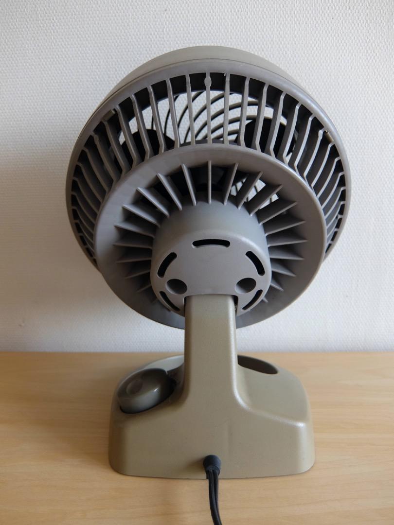smilingVORNADO ボルネード180 カーキ色 サーキュレーター