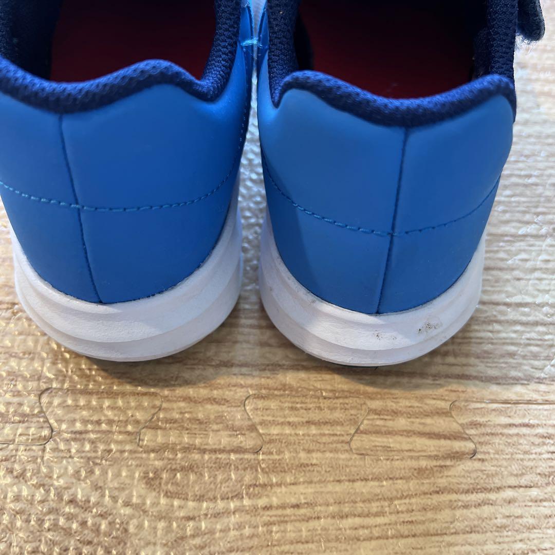 NIKE キッズシューズ　未使用・美品　2足セット　20cm