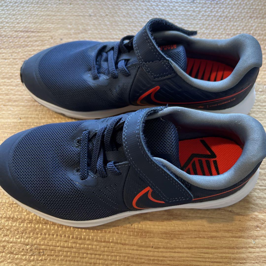 NIKE キッズシューズ　未使用・美品　2足セット　20cm