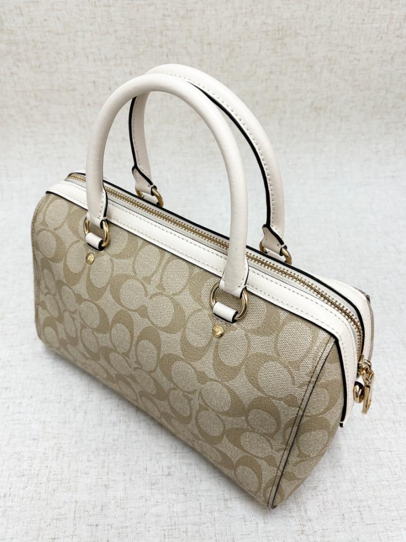 COACH　バッグ　シグネチャー　コーチ　ショルダーバッグ　2WAY　ベージュ