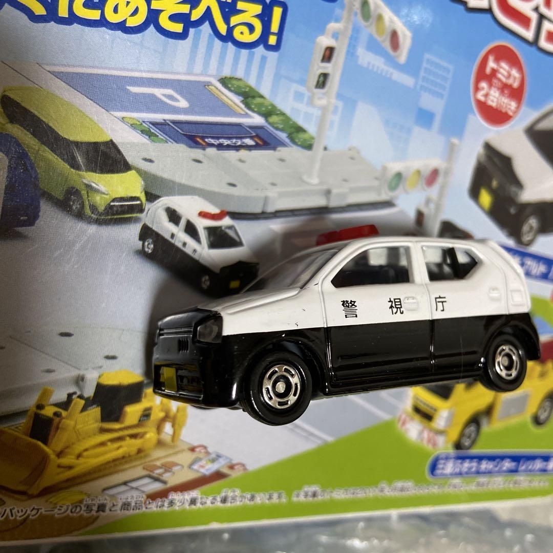 Amazon.co.jp: トミカ トミカギフト トミカタウンと遊ぼう!信号