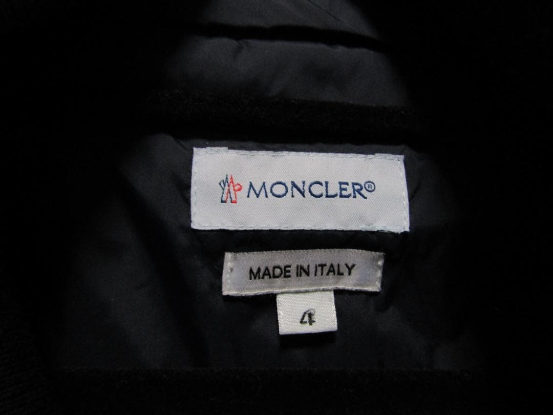 A3516 MONCLER ウィンドブレーカー ジャケット (サイズ4) A3516 MONCLER ウィンドブレーカー ジャケット (サイズ4)