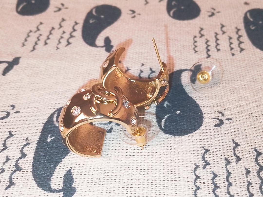 CHANEL　フープピアス　シャンパンゴールド