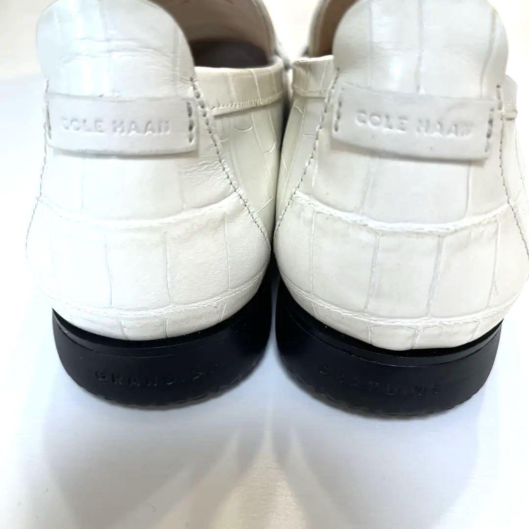 コールハーンCOLE HAAN グランドアンビションクロコ型押し 本革ローファー