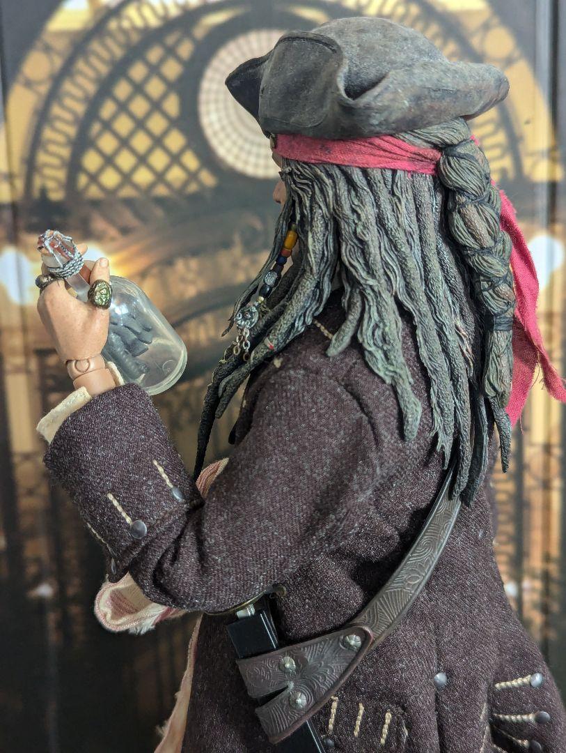 エンターベイ パイレーツ・オブ・カリビアン 1/6 ジャック・スパロウ