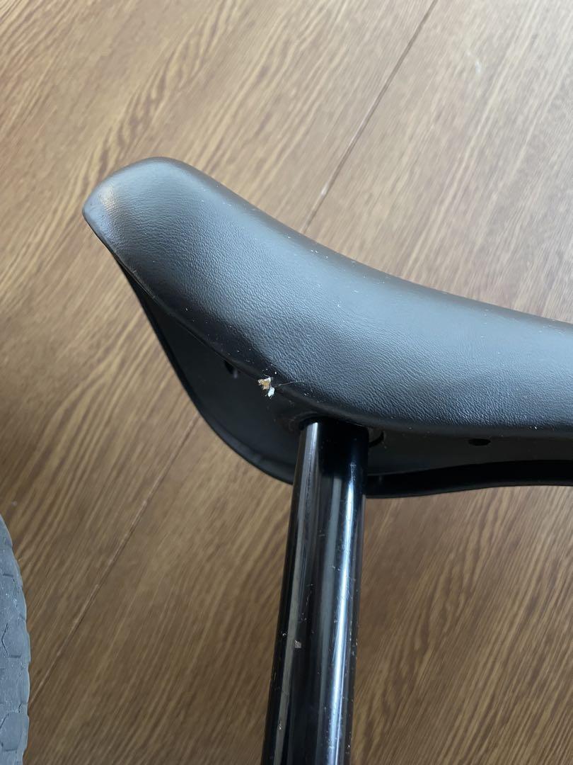 ストライダークラシックモデル　12インチ　オレンジ