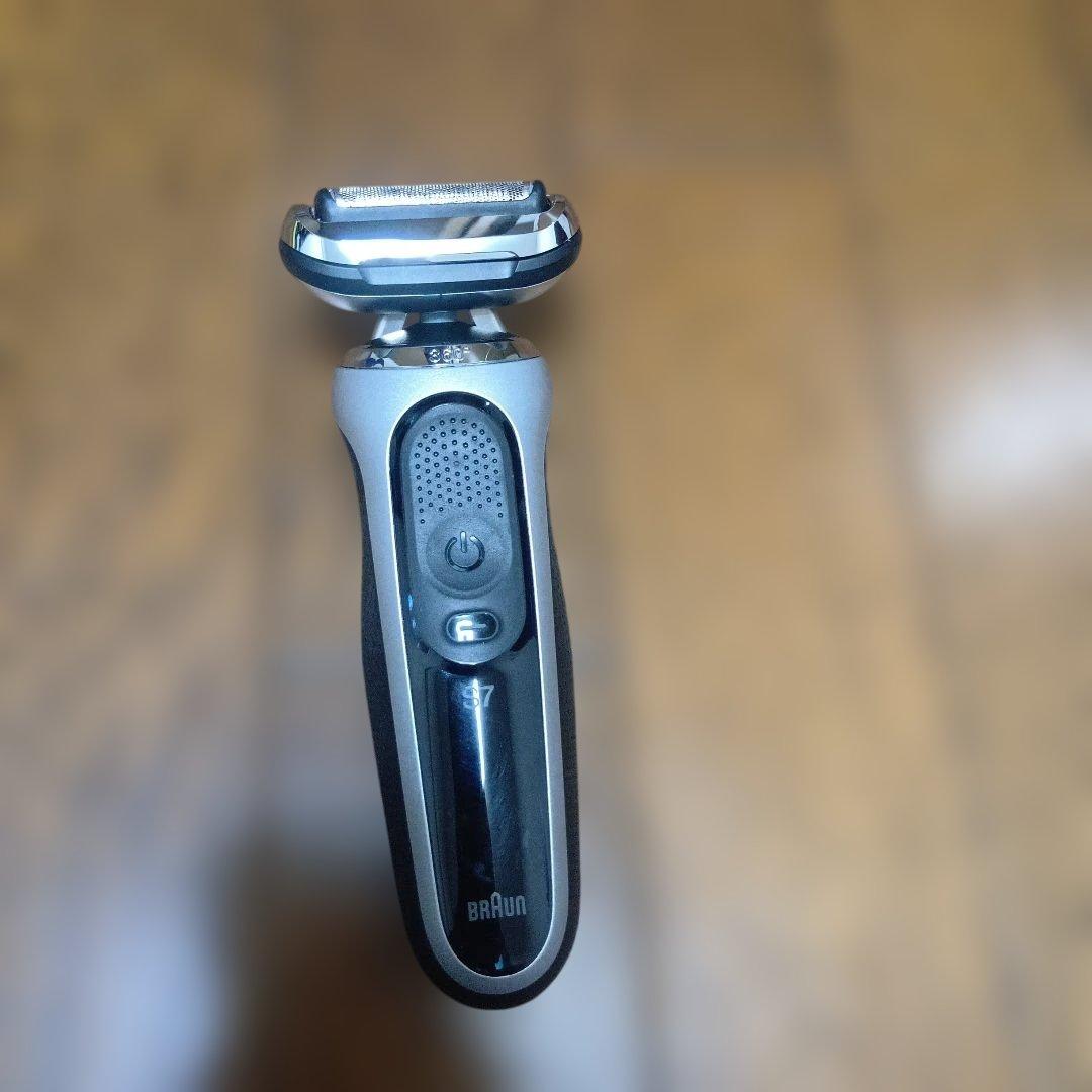 Braun Series 7