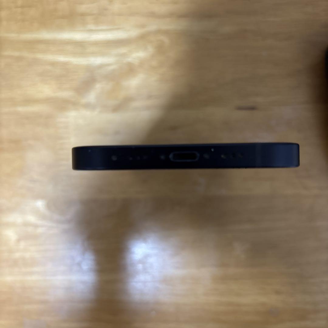 箱無しのiPhone12です。