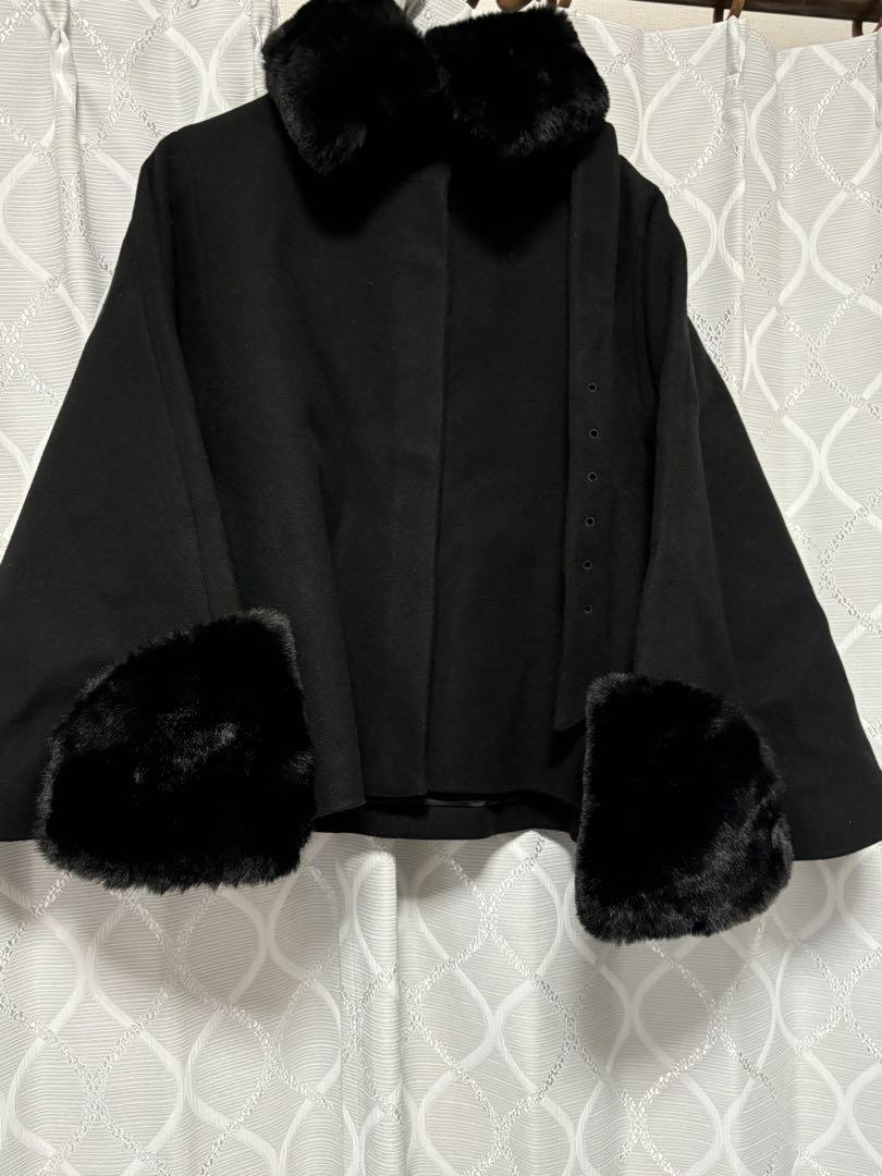 【tocco closet】２ＷＡＹファー＆ベルト付きケープライクコート