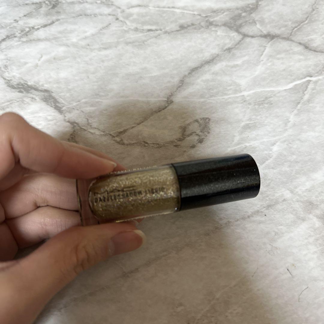 MAC ダズルシャドウリキッド