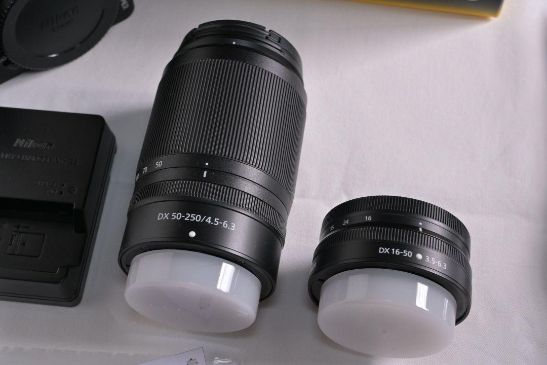 Nikon Z50 ダブルズームキット 新品購入後1年 綺麗 延長保証約1年可