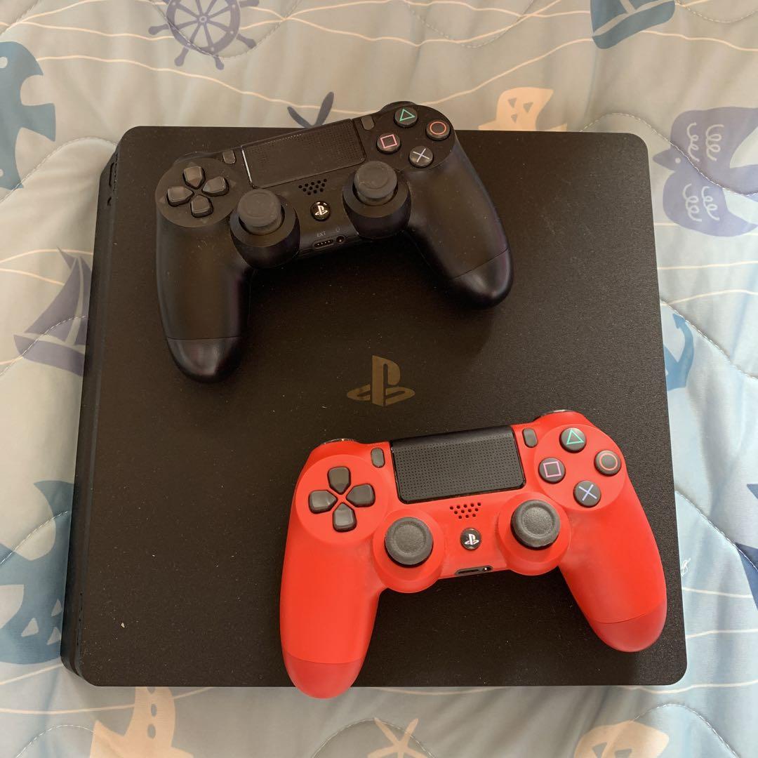 PlayStation®4  CUH-2000A B01 JET BLACK