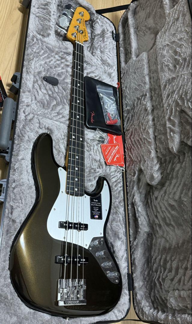 ベース FENDER American Ultra II Jazz Bass