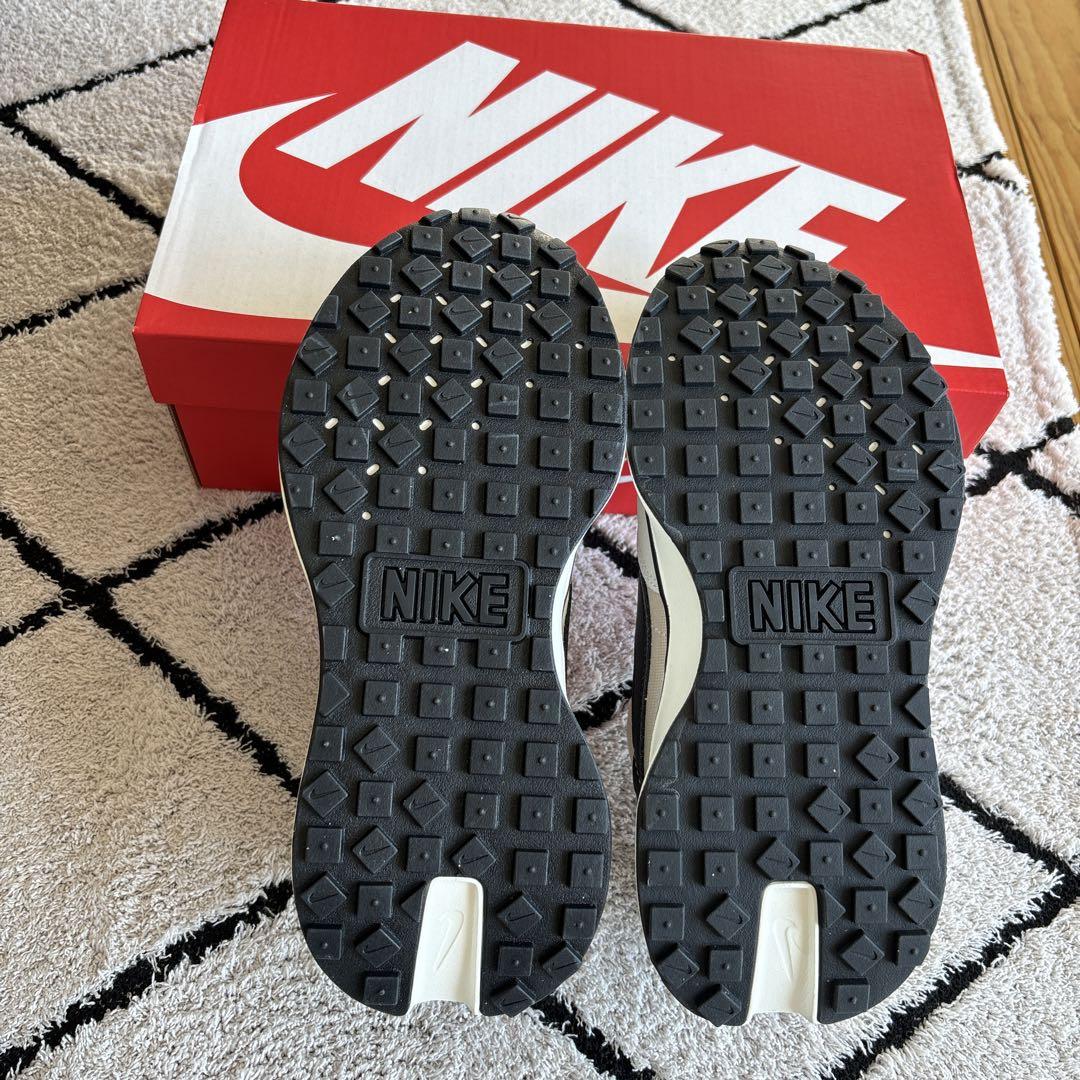 新品未使用品 ナイキフェニックスワッフル