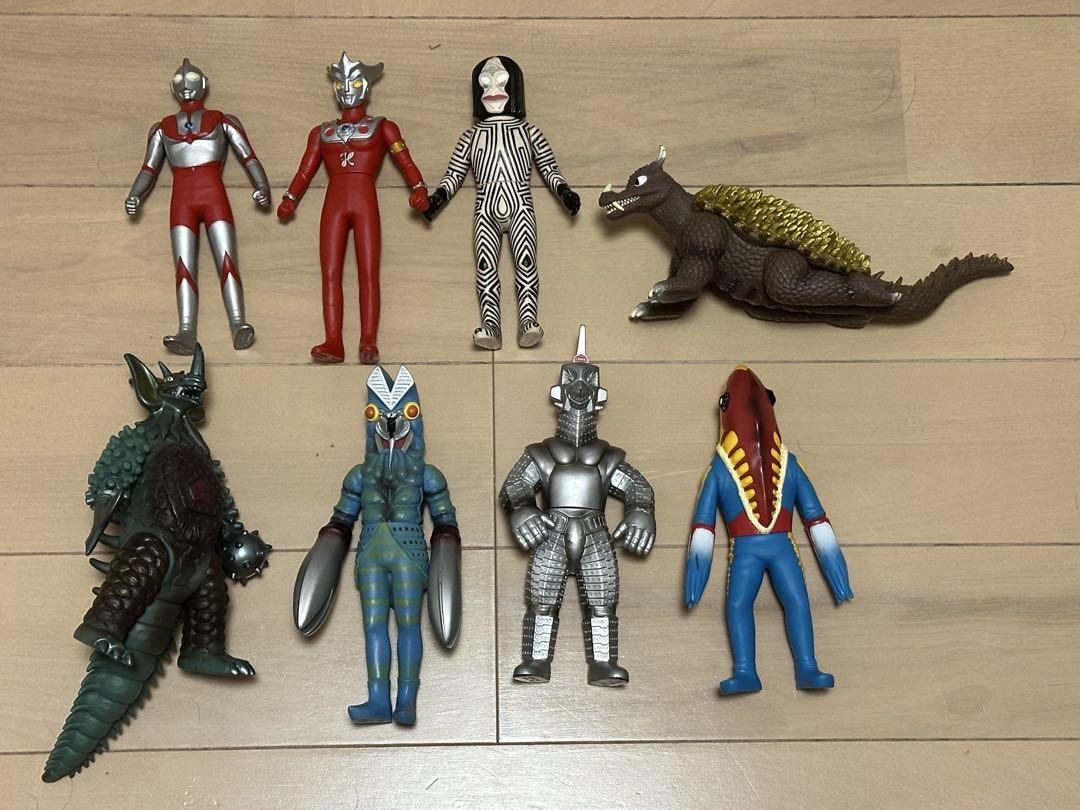ウルトラマンフィギュア 8体セット - メルカリ