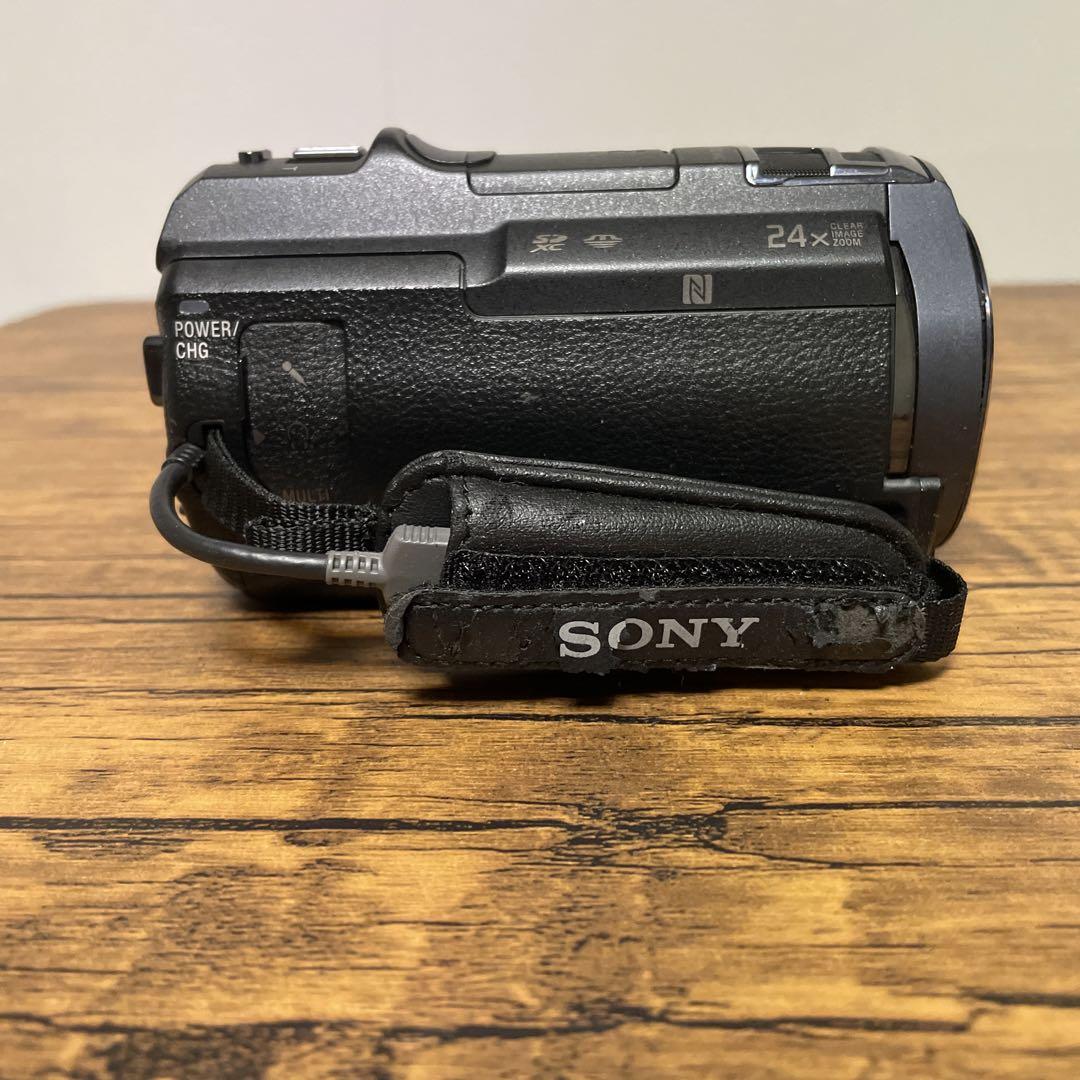 【半額】 SONYソニーデジタルビデオカメラHDR-CX520VとACC-TCV7のセット ビデオカメラ