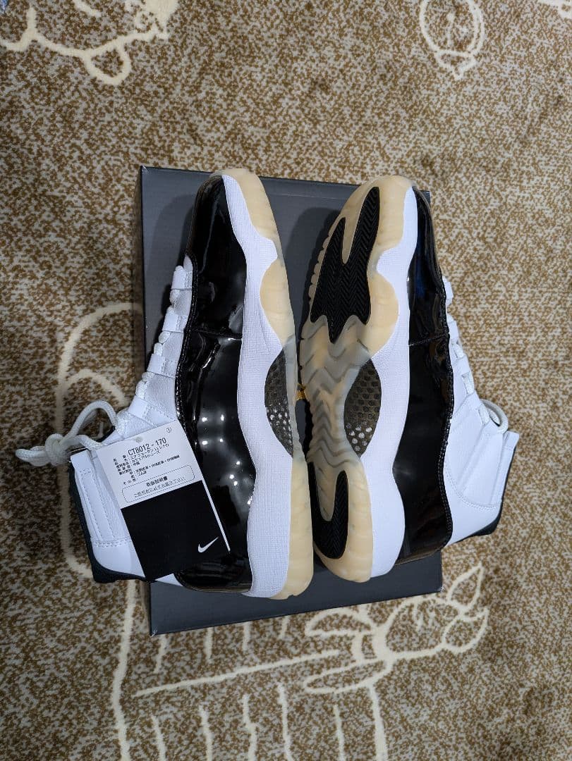 新品・未使用品★Nike AirJordan11★ホワイト/ブラック★サイズ28 新品・未使用品★Nike AirJordan11★ホワイト/ブラック★サイズ28