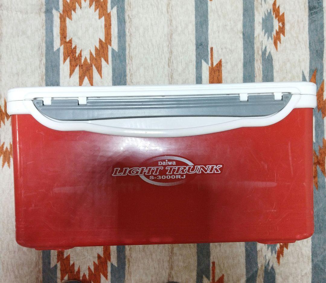 Daiwa LIGHT TRUNK S-3000RJ 釣り用クーラーボックス