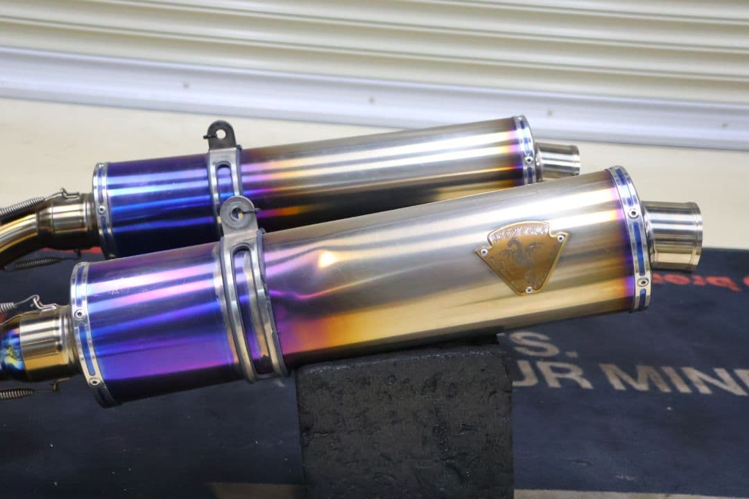 FJR1300 01-05 アールズギアワイバン　スリップオンマフラー　チタン