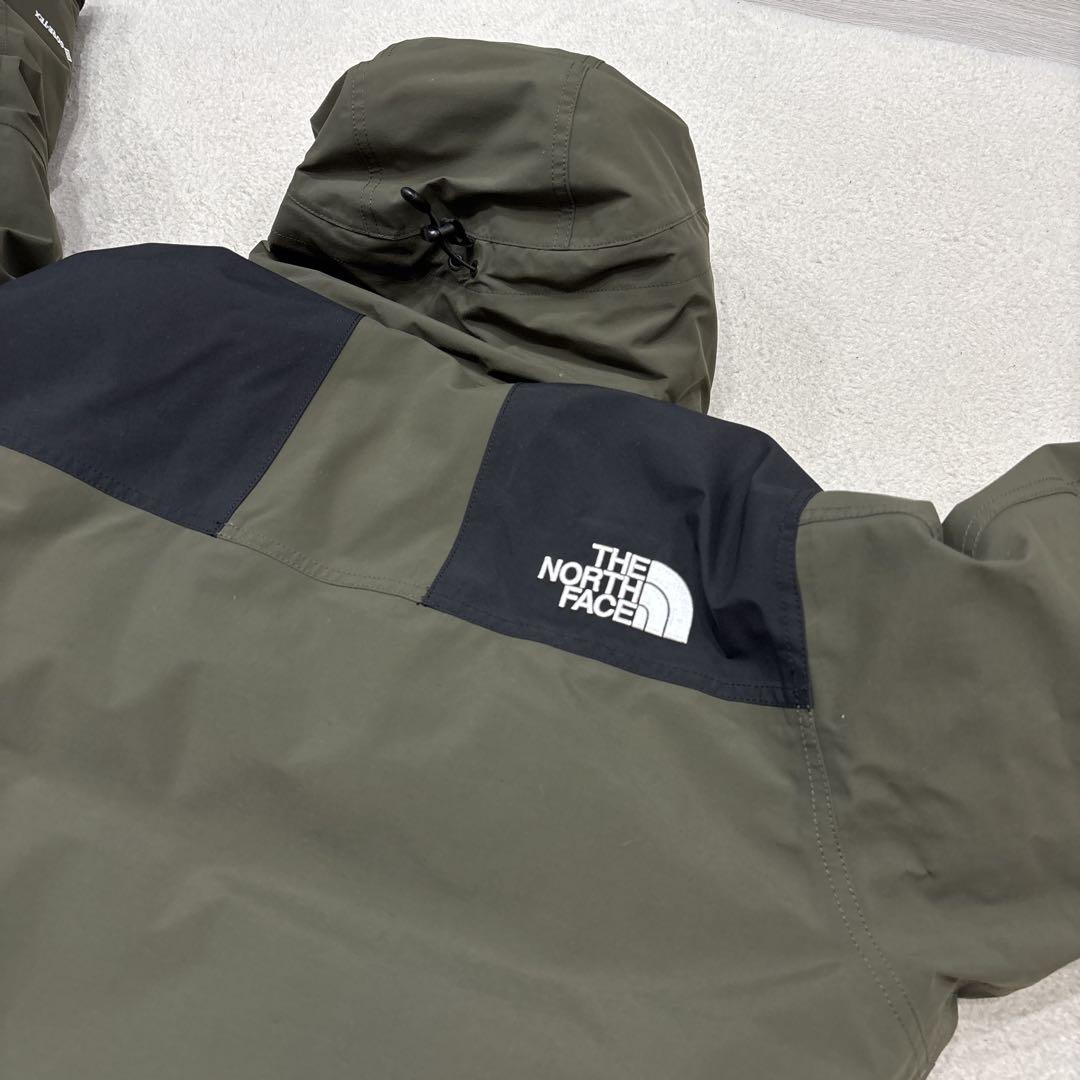 THE NORTH FACE マウンテンダウンジャケット　カーキ色　Lサイズ