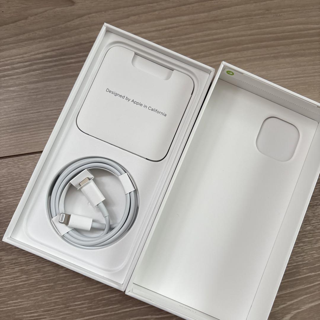 iPhone13 本体　ブルー　128GB
