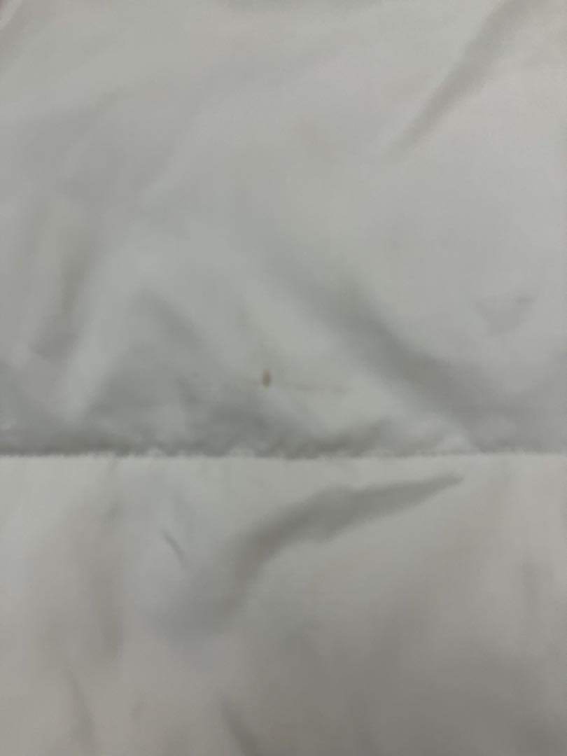 ダウンベスト