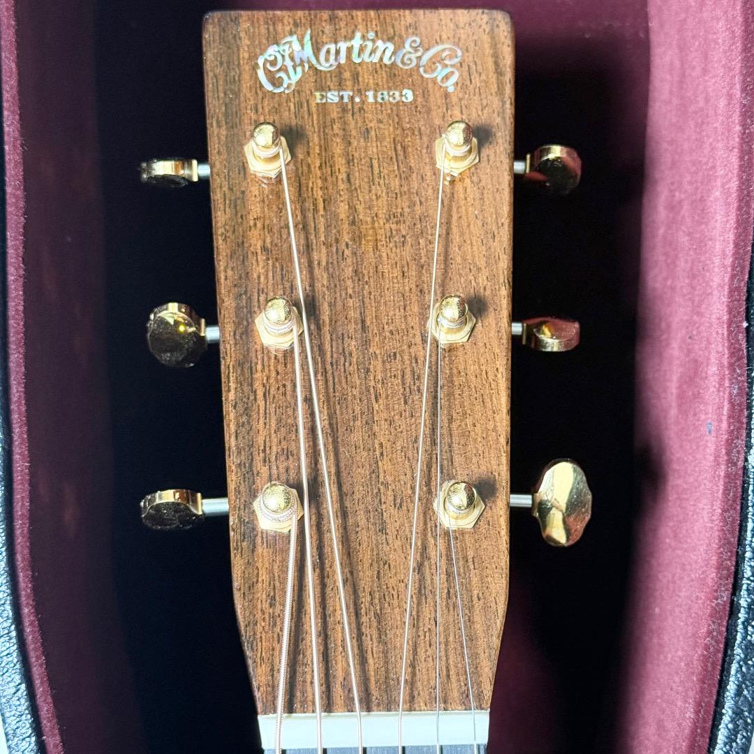 Martin D-28 Modern Deluxe アコースティックギター