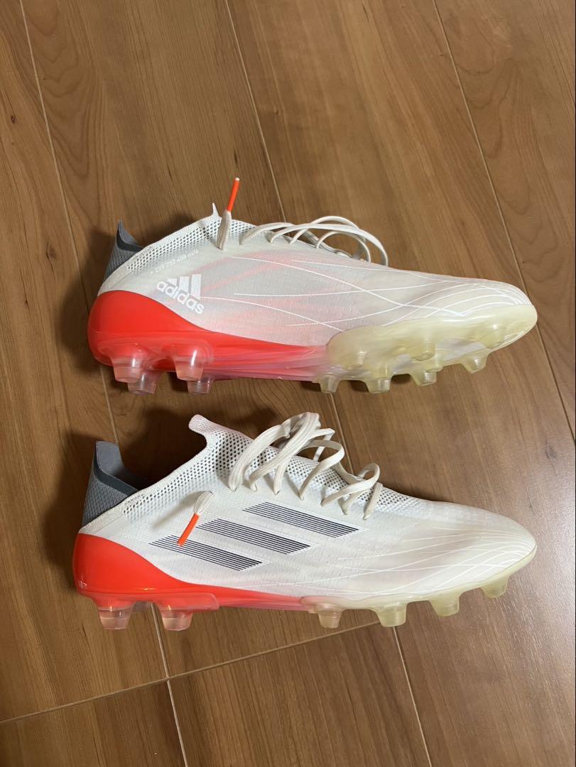 adidas サッカーシューズ ホワイト/オレンジ