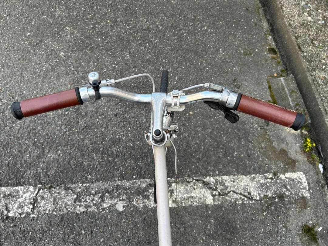 アイボリーTOKYOBIKE