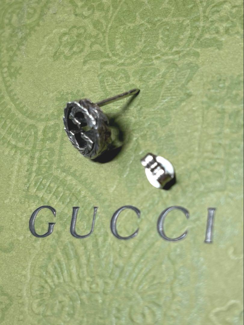 美品⭐️ GUCCI グッチ ピアス インターロッキング 片耳 美品✨️ GUCCI グッチ アラベスク インターロッキング ピアス