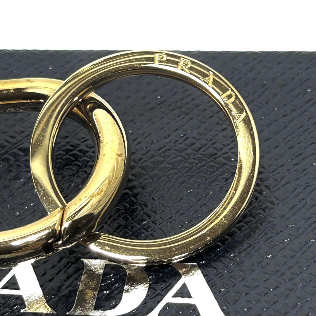 PRADA プラダ ネックホルダー キーリング レザー ロゴ カラビナ 未使用