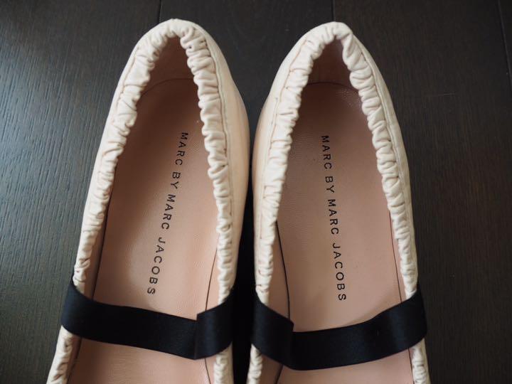 Marc by Marc Jacobs レザーパンプス ピンクベージュフラット革