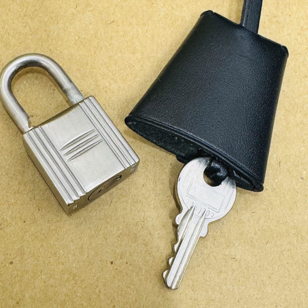 全国送料無料 美品】エルメス カデナ 鍵 クロシェットセット - メルカリ 小物