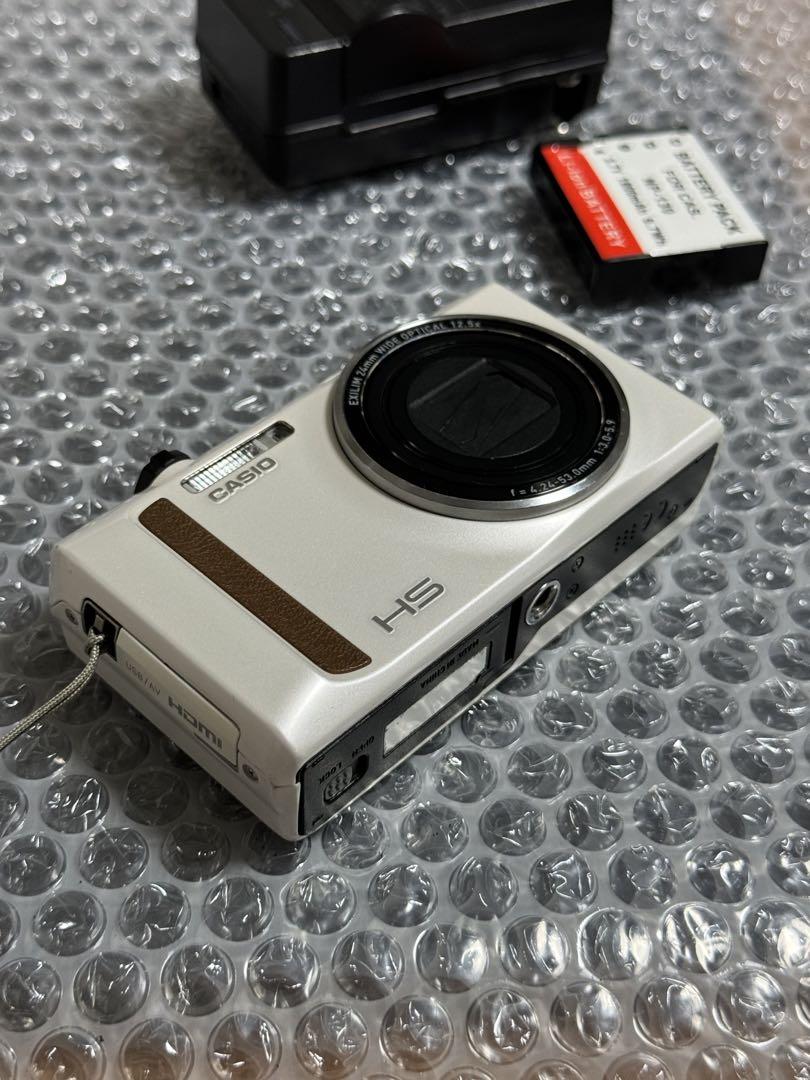 中古】CASIO カシオ HIGH SPEED EXILIM EX-ZR4000 ホワイト