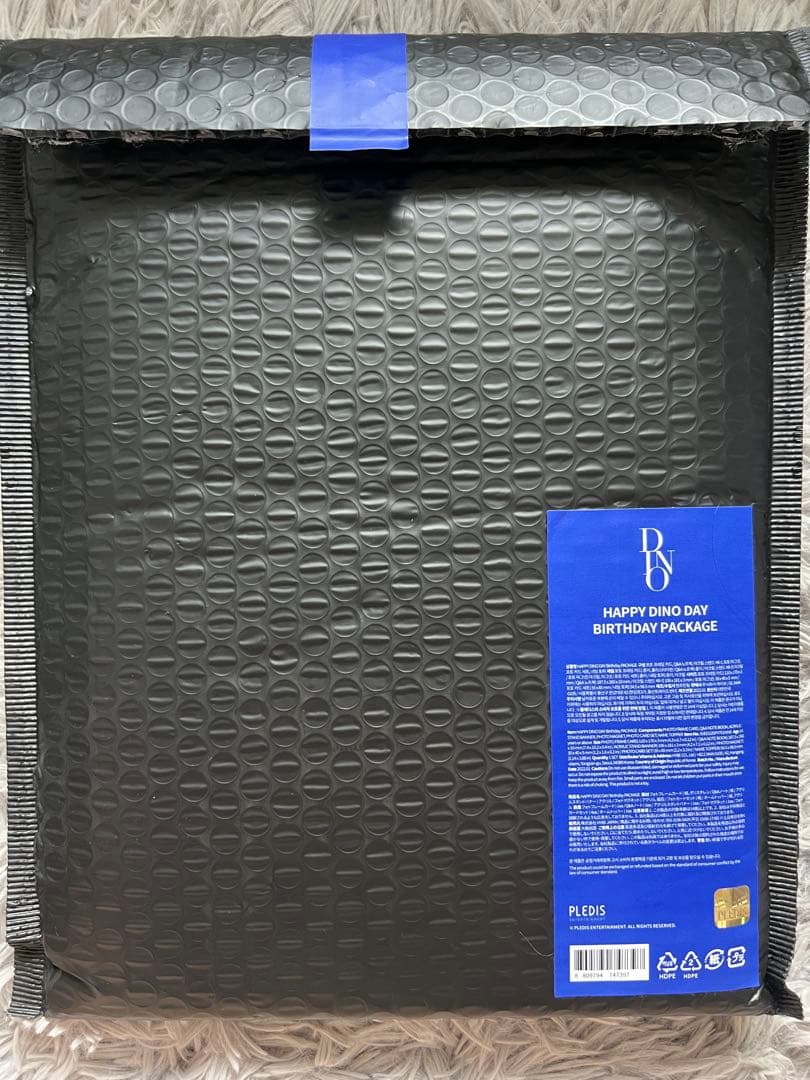 SEVENTEEN DINO バースデーパッケージ