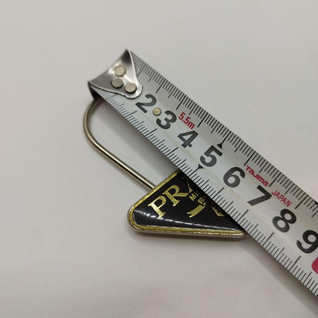 PRADA キーホルダー