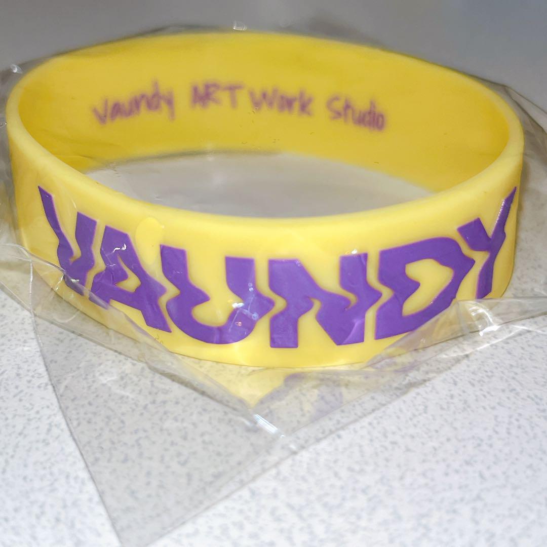 Amazon.co.jp: vaundy グッズ ステッカー ラバーバンド 2点セット : おもちゃ