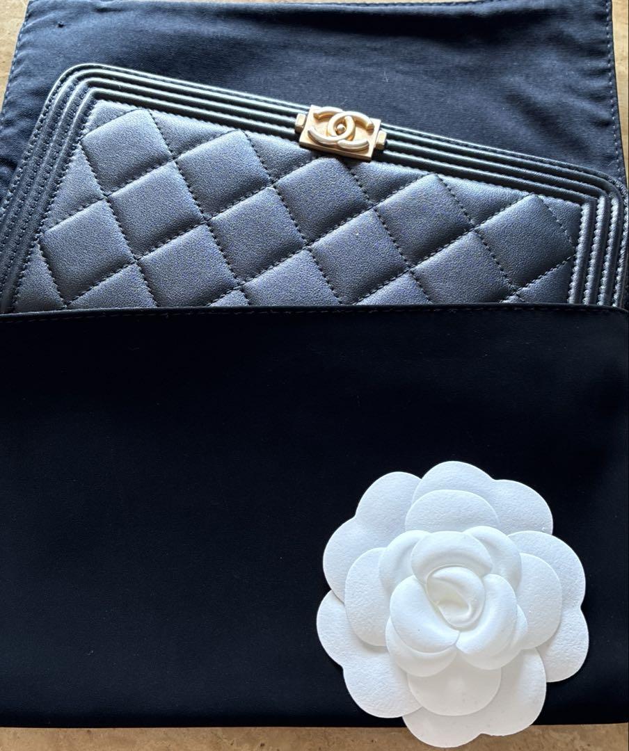 超美品 CHANEL ボーイシャネル ラムスキン ラウンドファスナー