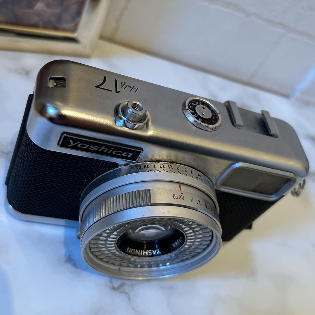 わたしのカメラ三昧 第26回 「Yashica Half 17（ソーラー電卓の