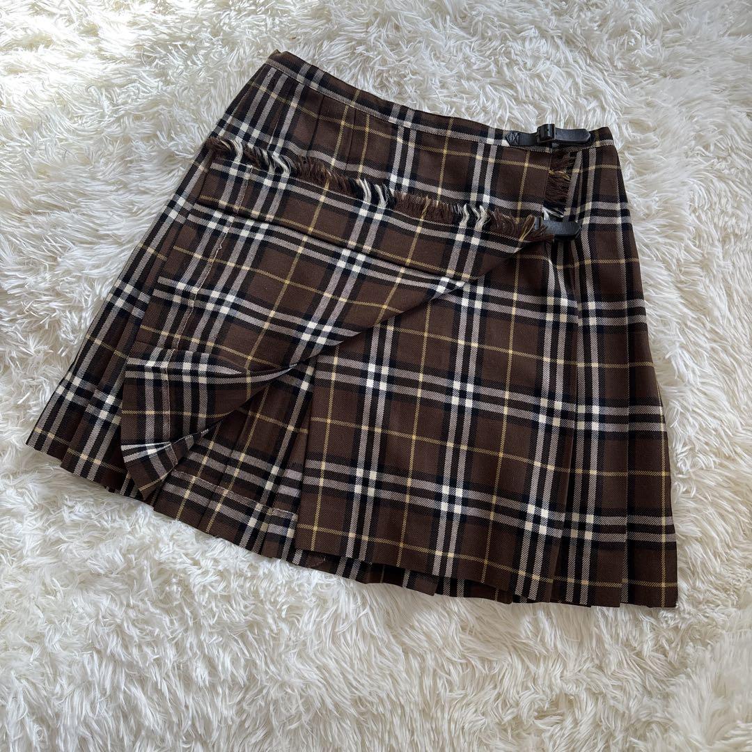 【美品✨】Burberrys チェック柄スカート　ブラウン　38