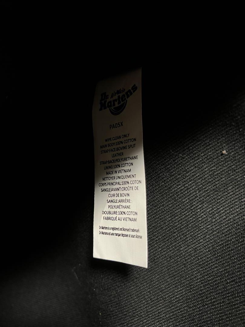 Dr.Martens メッセンジャーバッグ