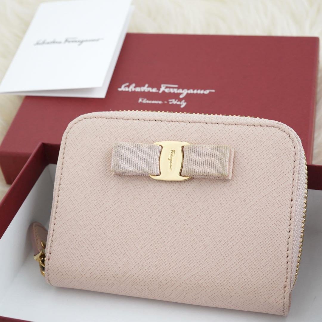 極美品　箱付き　Salvatore Ferragamo 小銭入れ　コインケースChloekomono