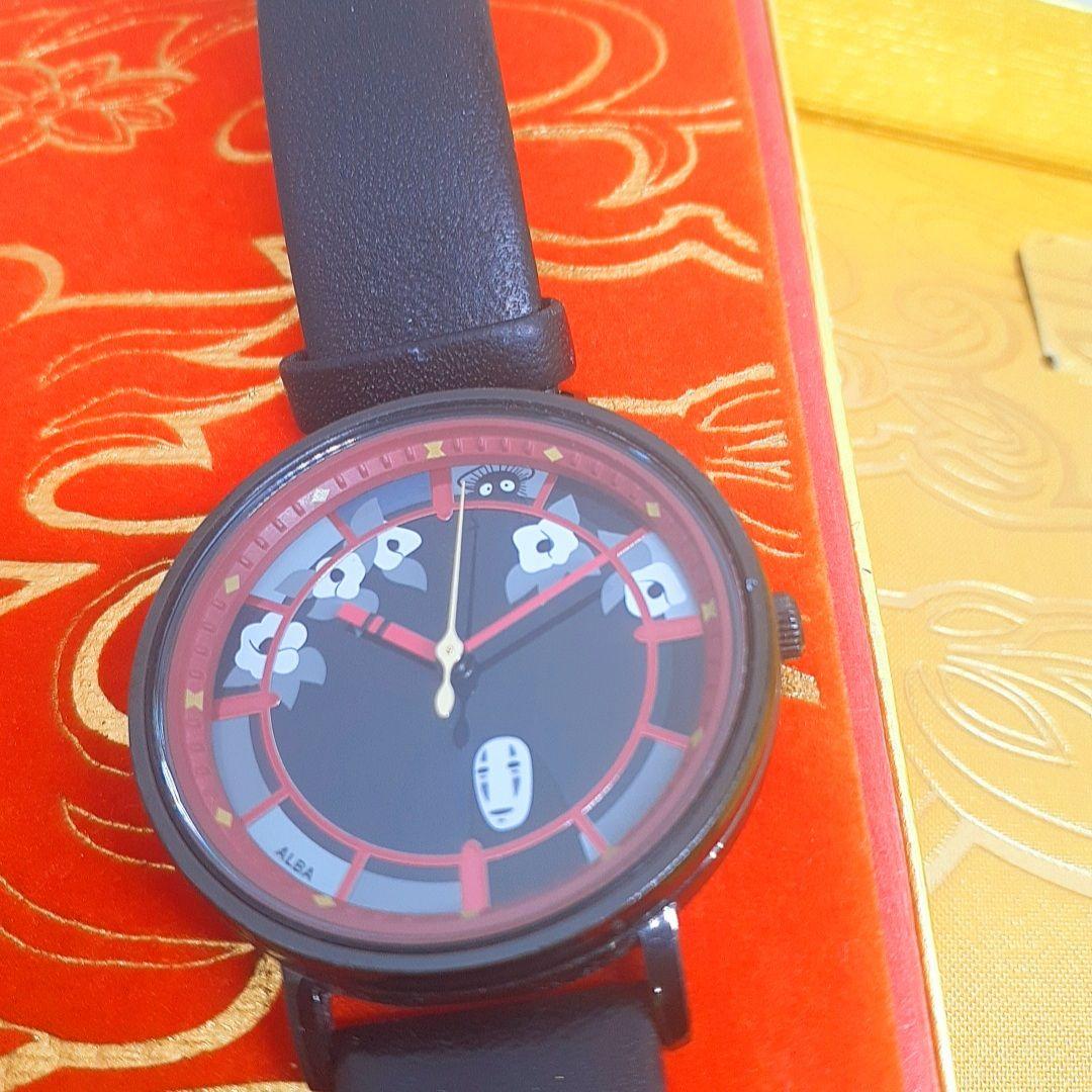 超希少　新品未使用　千と千尋の神隠し　SEIKO　アルバ　腕時計　カオナシ セイコー、カオナシが光って浮かび上がる「千と千尋の神隠し