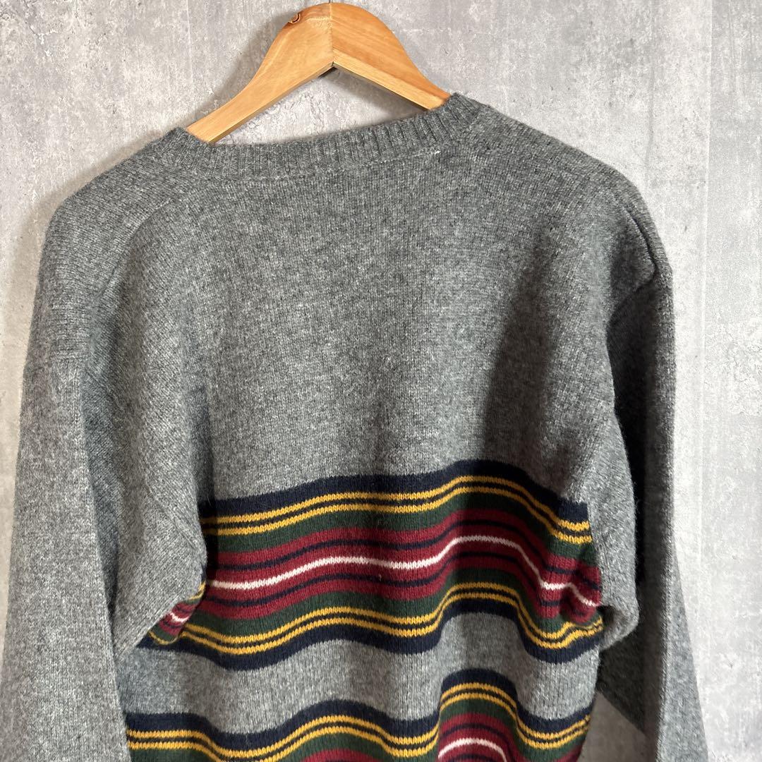 Tommy Hilfiger(トミーヒルフィガー) ニット　Vネック