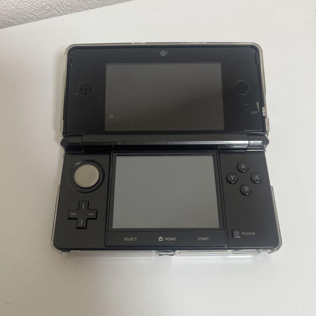 ニンテンドー3DS 本体 ブラック　充電器付き
