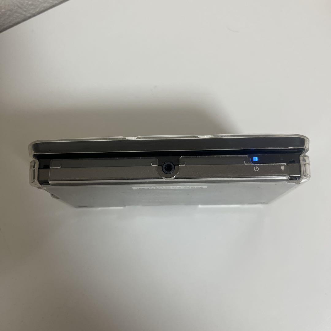 ニンテンドー3DS 本体 ブラック　充電器付き