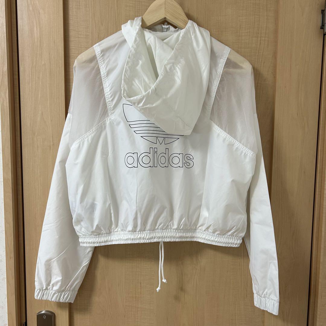 adidas クロップドジャケット ホワイト クロップド ホワイト（白）系 adidas(アディダス) ジャケット