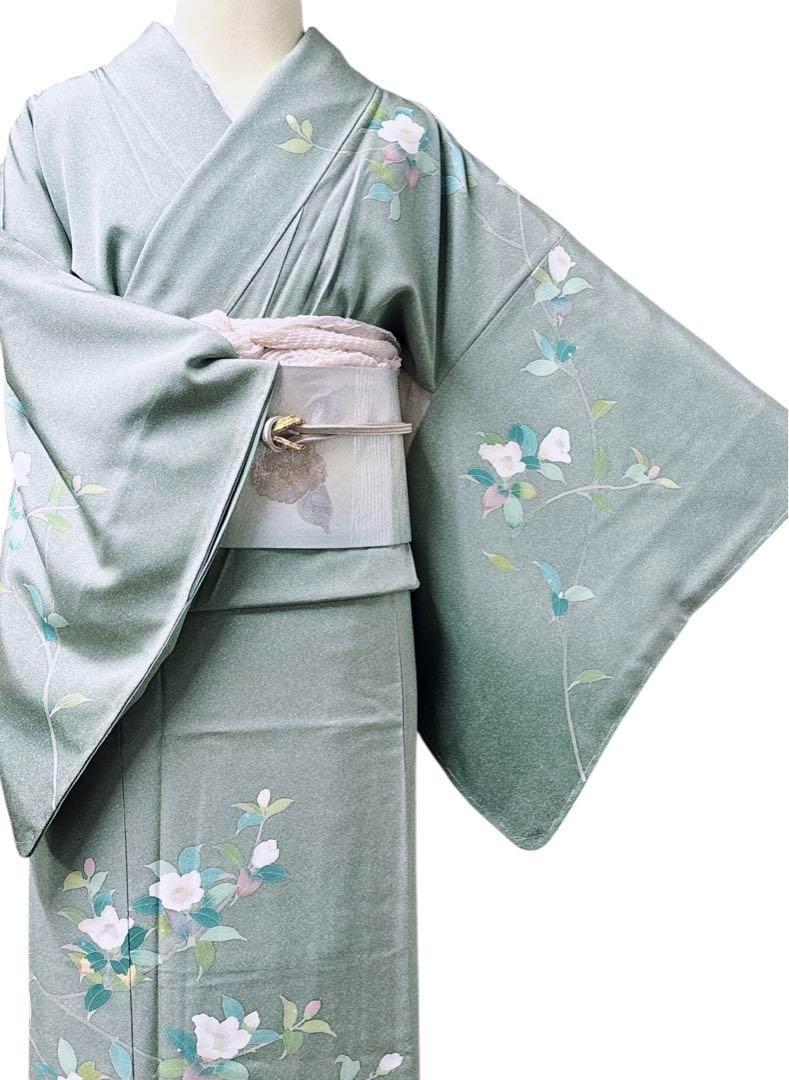 美品 新品未使用　訪問着　正絹　椿　豆色　仕付け糸